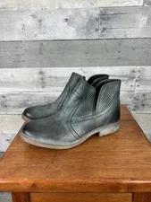 Roan Women’s Black Distressed Leather Ankle Boots Size 9