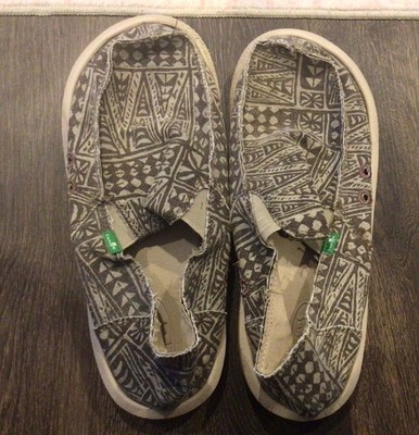 Men's SANUK - Loafers Sidewalk Surfers - Vagabond Shoes -Size 9 - Tiki Pattern