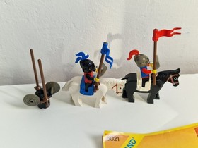 Lego Vintage Set Legoland Castle 6021 Jousting Knights, with instructions