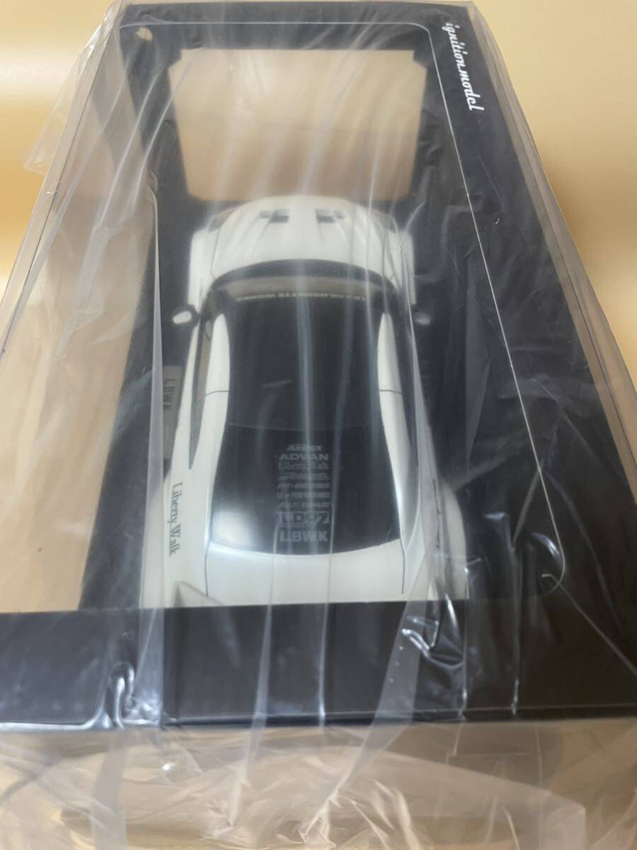 IG2352 1 18 LB Silhouette WORKS GT Nissan 35GT RR White IG2352 1 18 LB Silhouette WORKS GT Nissan 35GT RR White