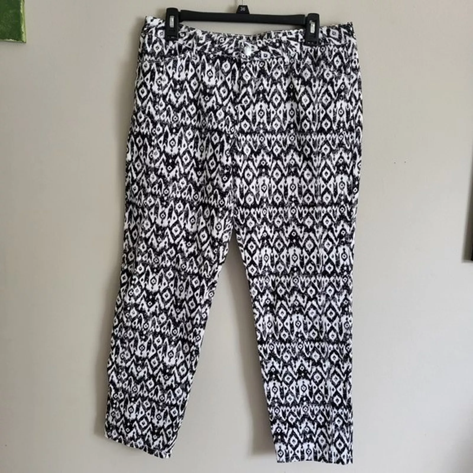 lole jolie straight leg abstract design pants