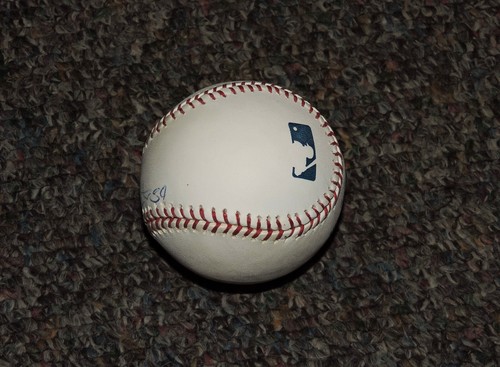 MLB Authenticated Ervin Santana Autographed Signed Baseball Ball Angels Twins - Picture 2 of 6