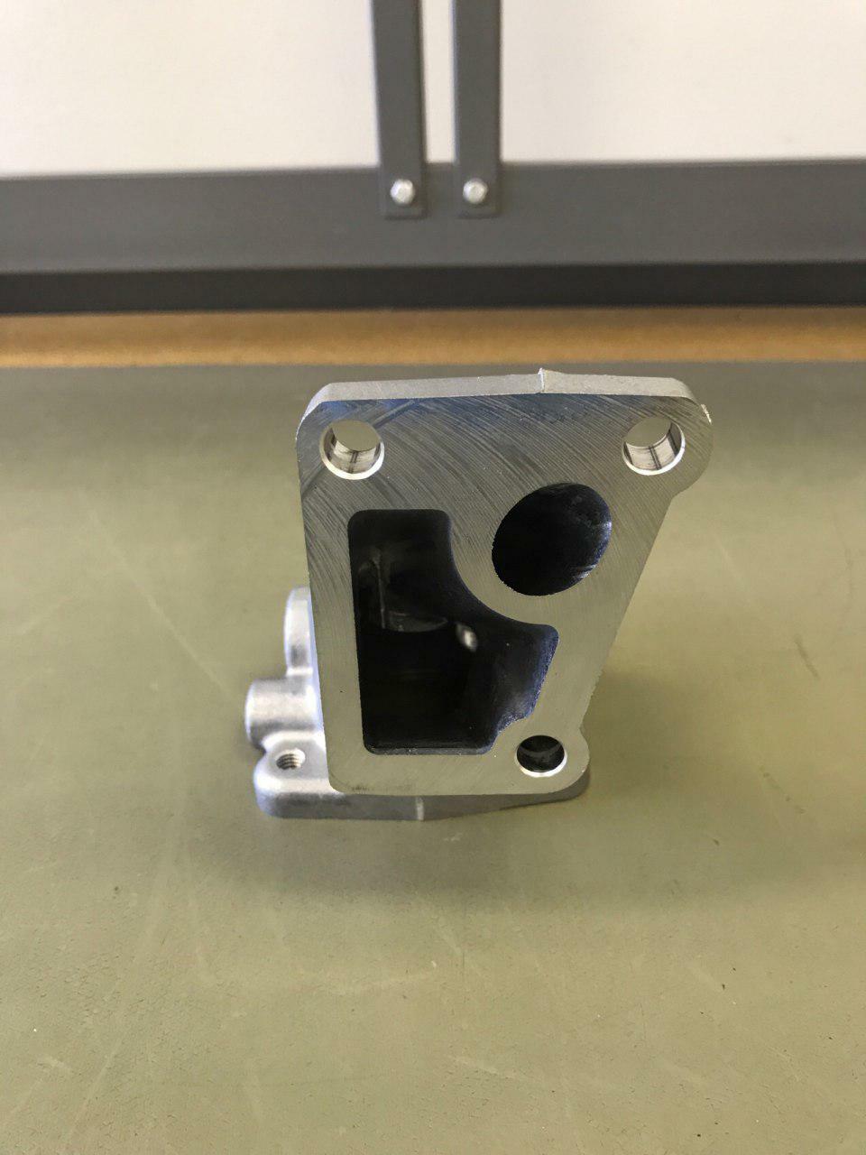 16333-54123 Toyota Housing, water outlet 1633354123, New Genuine 