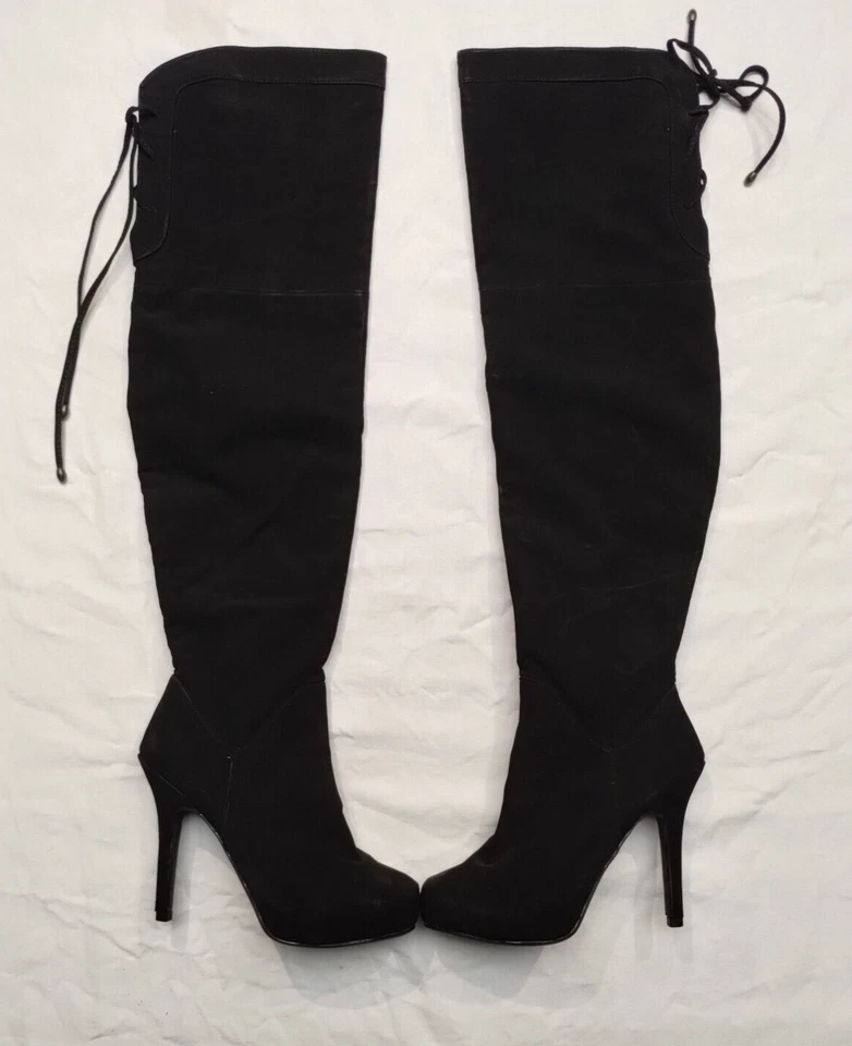 Botas hasta la rodilla Madeline Girl para mujer 6,5 tacón de aguja encaje cremallera negro sensación de gamuza Foto 2 de 4