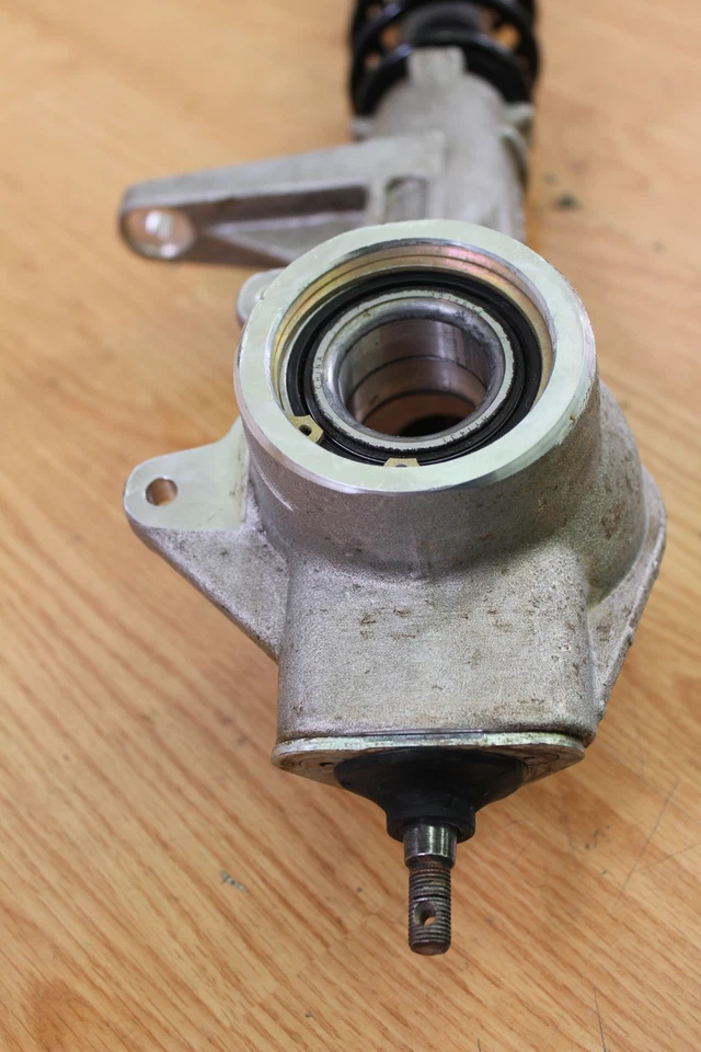 Amortiguador derecho Polaris Sportsman 325 TX EFI 2015 Foto 4 de 4