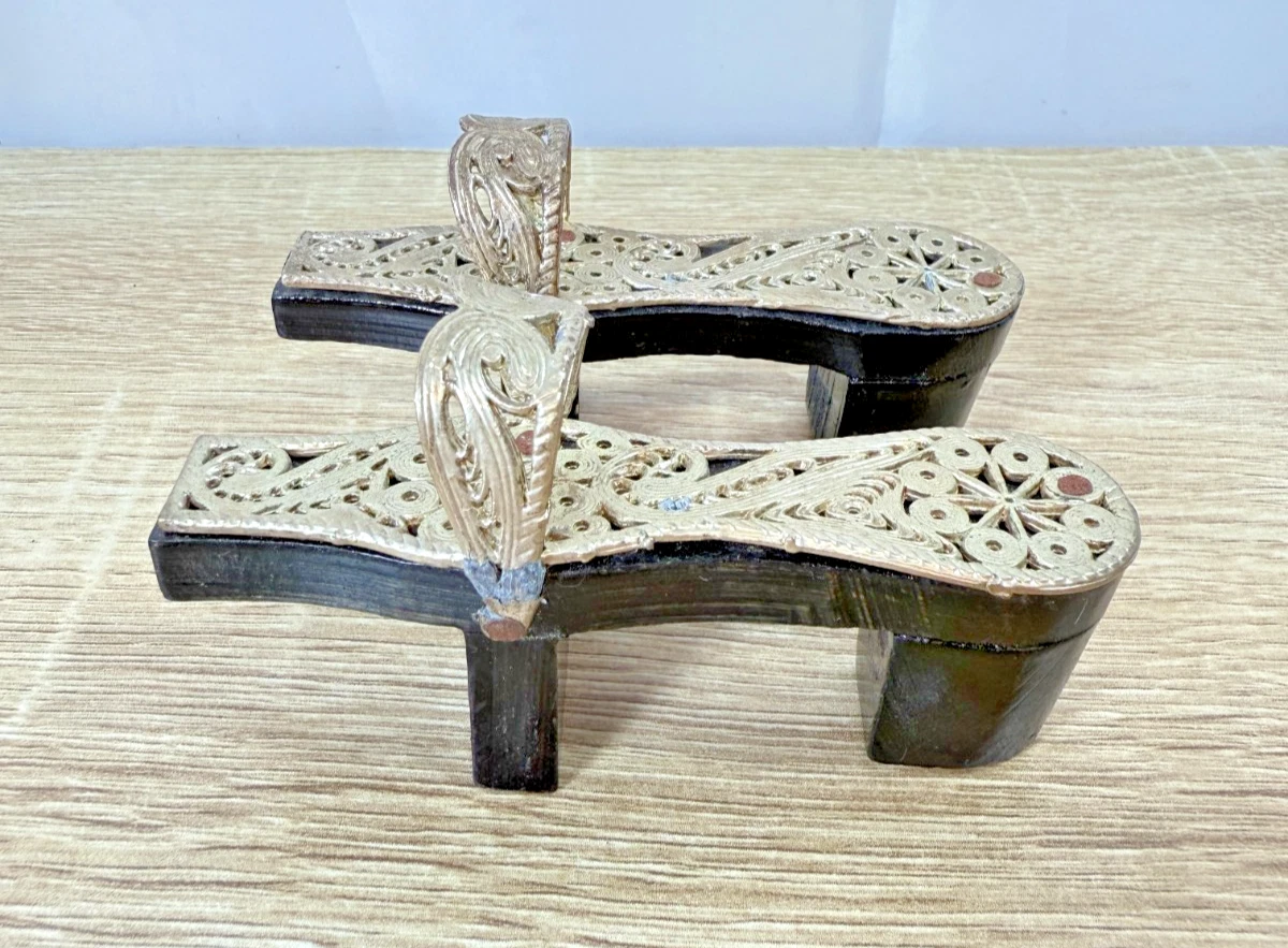 Preços baixos em Paduka sandálias | eBay