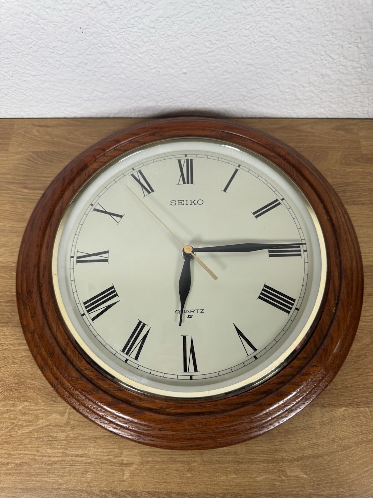 Solid Oak Wooden Seiko Wall Clock QXA101BC Roman Numbers Taiwan Quartz 11.5”
