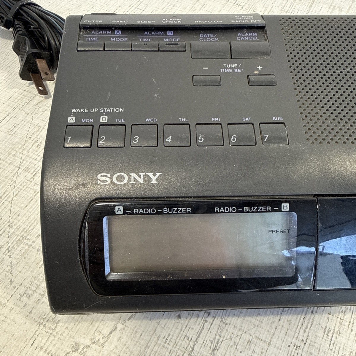 Sony Dream Machine ICF C303 Alarm Clock Radio FM / Am ICFC303