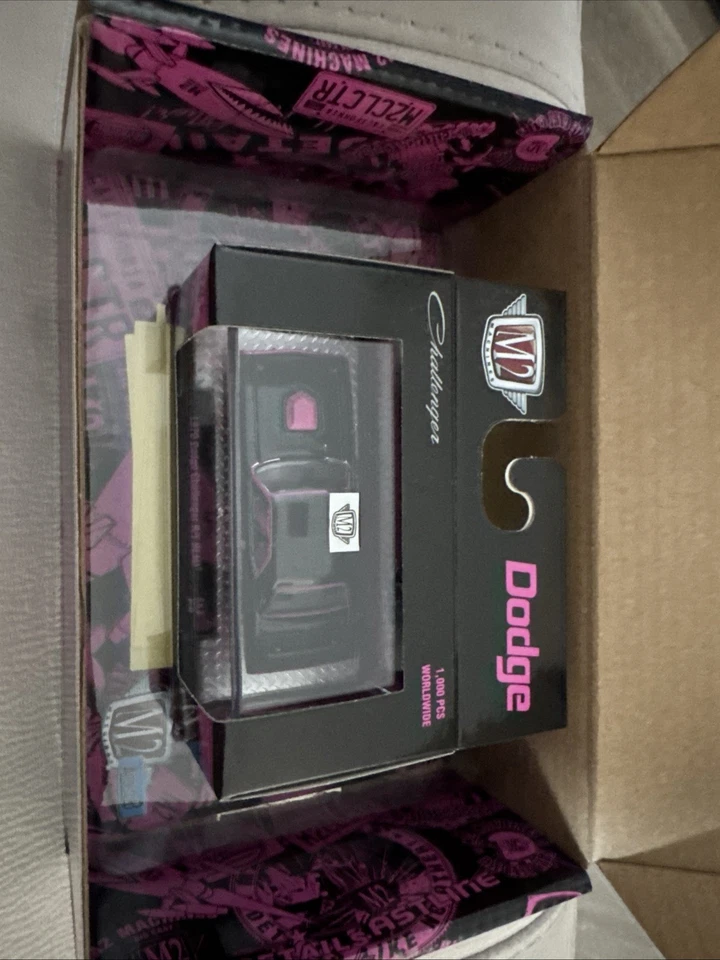 M2 Machines Auto Club Box 1970 Dodge Challenger R/T Hemi CHASE 1/1000 Sealed Box Foto 4 de 4