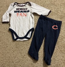 NFL Team Apparel Chicago Bears 3/6 Months Outfit Bodysuit  Pants Newest Fan