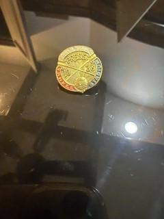 1938 NEW YORK YANKEES WORLD SERIES PRESS PIN