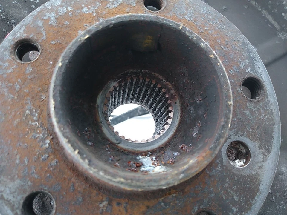 Buje nudillo husillo trasero derecho pasajero BMW 650i E63 E64 se adapta a 2007-2010 07 08 Foto 4 de 4