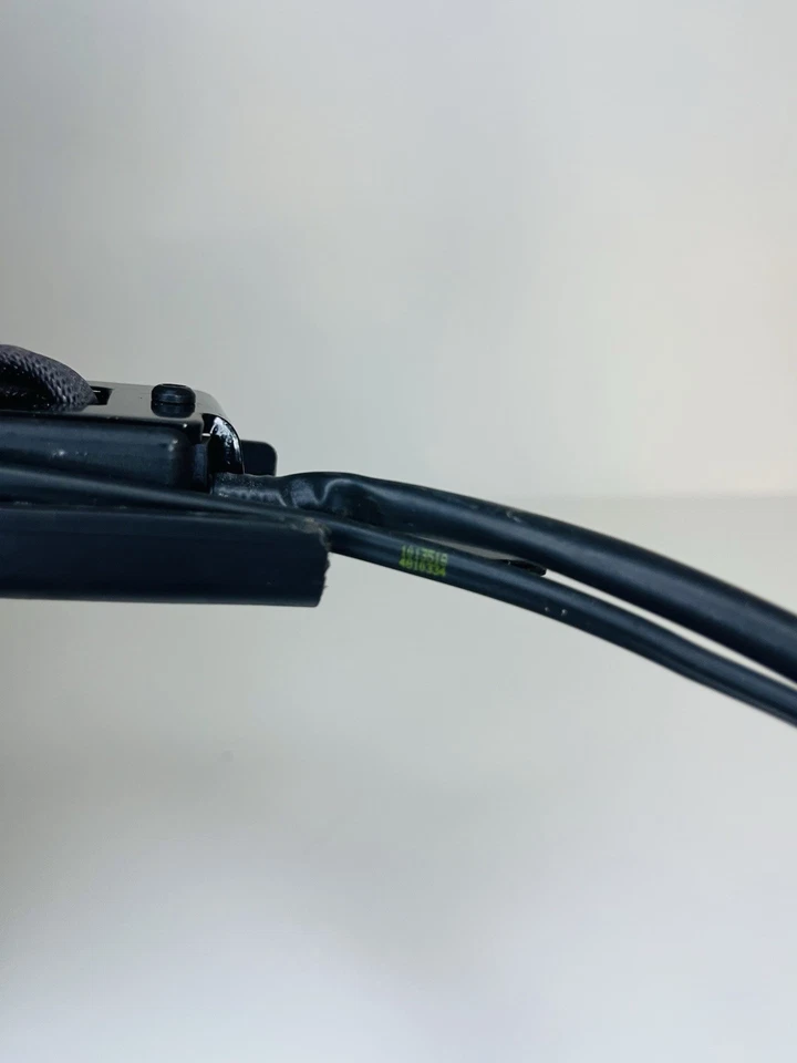 Ford Crown Victoria 2009-2011 cinturón de seguridad delantero hebilla pasajero derecho SW135461202 Foto 4 de 4