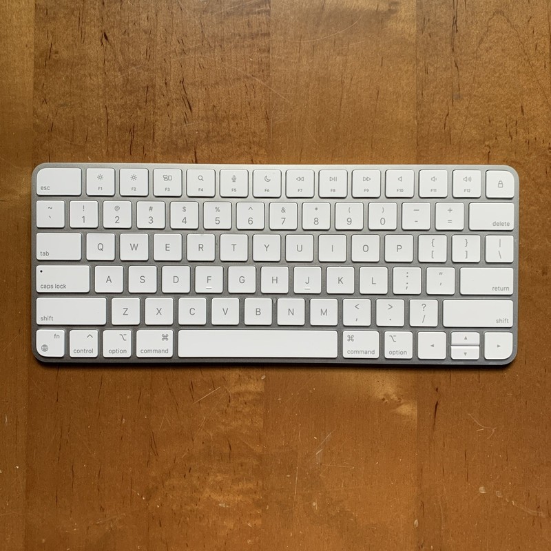 Apple Magic Keyboard - US English Used, No Charging Cable