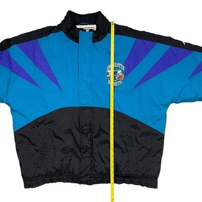 VTG 90s NBA CHARLOTTE HORNETS APEX ONE FULL ZIP PUFFER JACKET SIZE