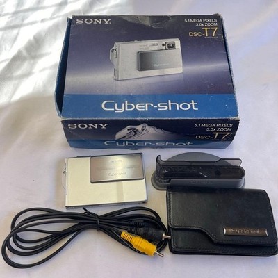 SONY Cyber shot DSC T7 Silver Pocket Digital Camera Bundle Carry Case and Charge