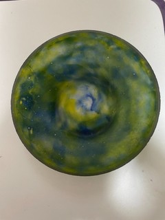 SCHOKOLADE MENIER GLASPASTE SCHALE SCHOKOLADENSCHRIFT MENIER IM BODEN