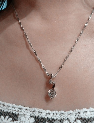 Colgante/collar/cadena de plata de ley 925, piedra circonita cúbica grado AAAAA de calidad, nuevo con etiquetas - Imagen 7 de 8