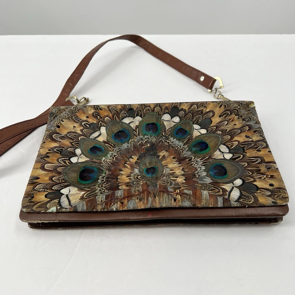 De Colección Pluma de Pavo Real Bolso sin asas Bolso de mano Boho Festival Hippie 60’s 70’s Retro Foto 3 de 4
