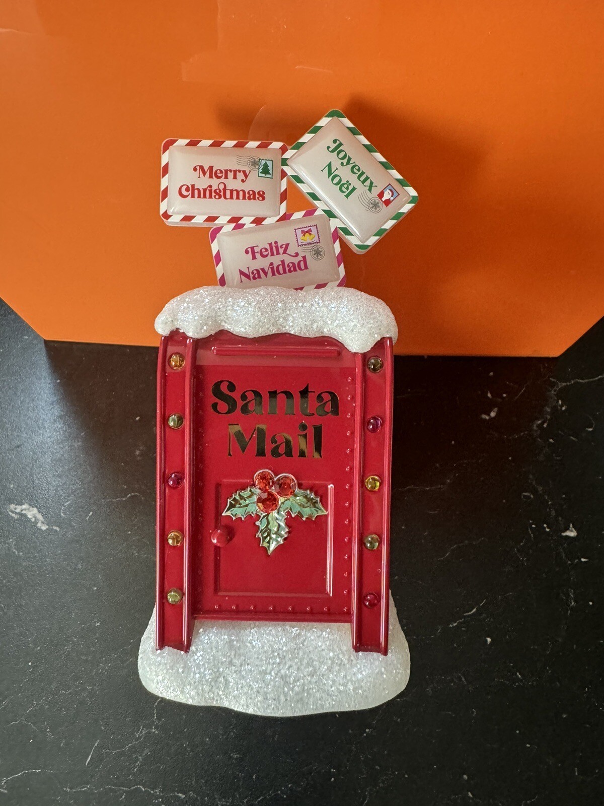 Bath & Body Works 2023 Santa’s Mailbox Wallflower Plug-In Christmas Light-Up Decor-image