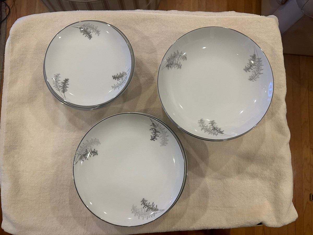 Vintage Fukagawa Arita Hand-Painted Silver Bamboo 714 24 Pcs Vintage Fukagawa Arita Hand-Painted Silver Bamboo 714 24 Pcs