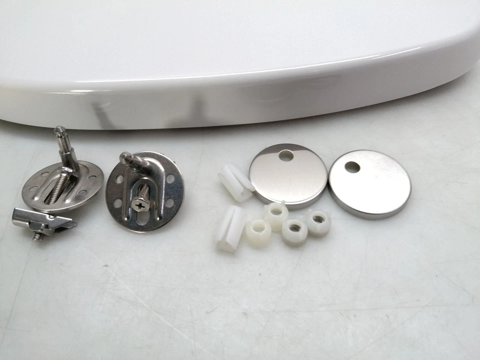 Ideal Standard - sedile WC Connect, design avvolgente - Immagine 4 di 4