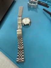 invicta watch men quartz battery replaced on June 9, 2026.