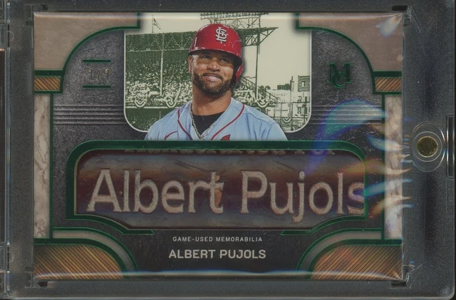 2025 Topps Museum Collection Emerald Albert Pujols GU Nameplate Bat Barrell 1/1