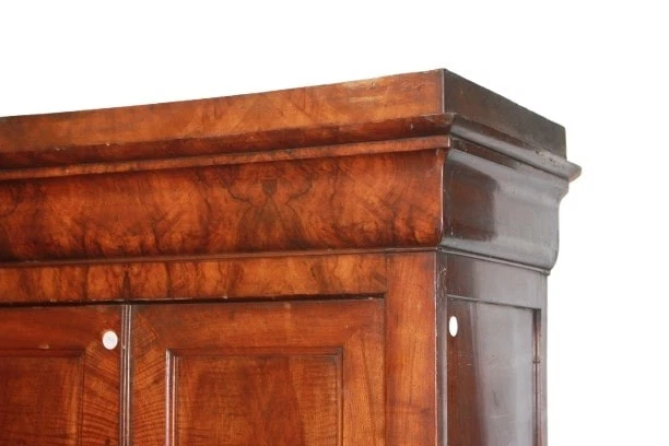 Armadio Luigi Filippo In Legno di Noce Fiammato del 1800 - Immagine 2 di 4