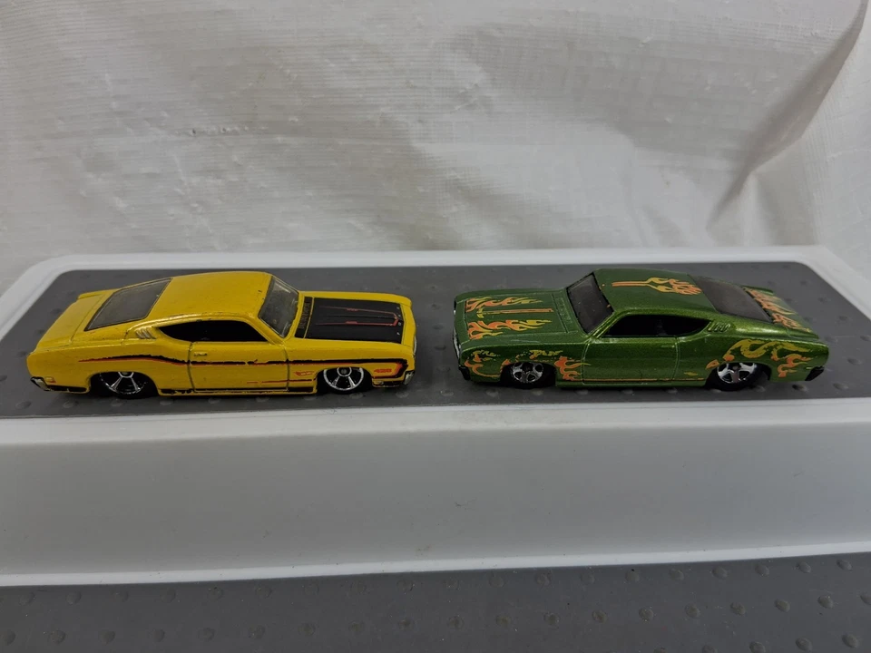 Hot Wheels 1969 Ford Torino Talladega Lot Of 2 Yellow Green Die Cast - Image 2 of 4