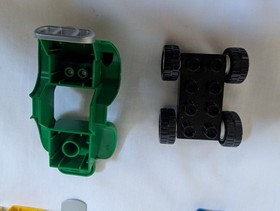 Lego DUPLO Farm Bike #5645 9 Pcs Retired 2010 COMPLETE SET