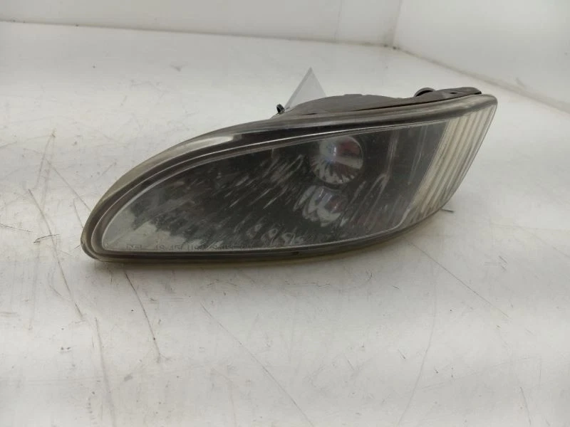 04-06 CONJUNTO LUZ ANTINIEBLA DELANTERA LADO CONDUCTOR LEXUS RX330  Foto 2 de 4