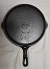 Vintage 1939 - 1944 Griswold #8 Cast Iron Skillet 704G Small Block Logo Erie PA