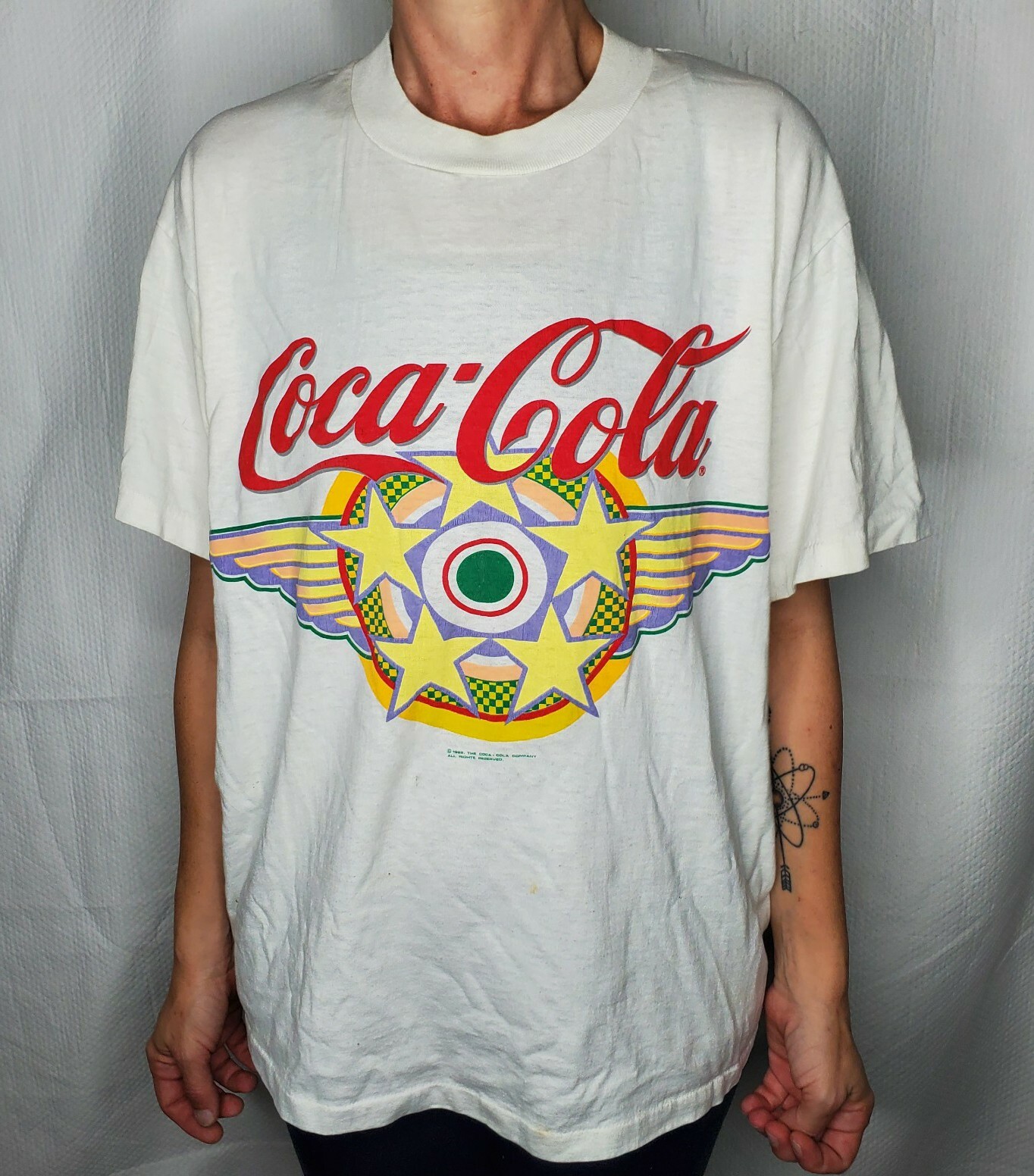 Vintage 1988 Coca Cola White 80s Flying Stars T-S… - image 1