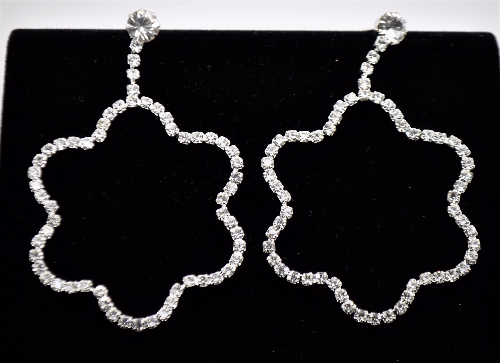 C298 SIMPLE FLOWER STYLE SILVER CLEAR COLOR WEDDING PARTY FASHION DROP EARRING