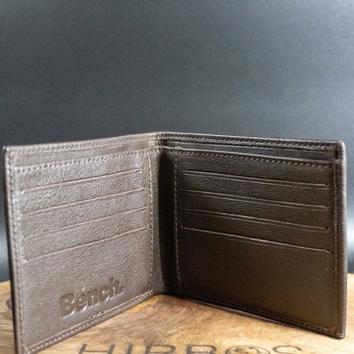 Cartera de hombre Bench Bifold de cuero marrón - Imagen 2 de 4