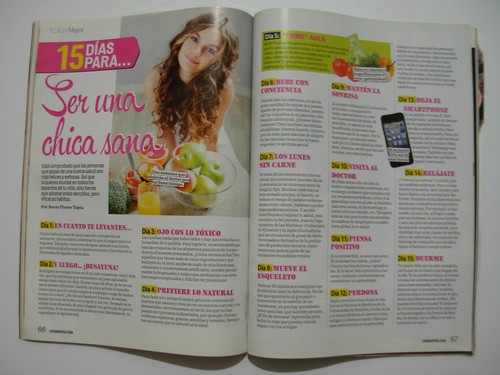 Cosmopolitan Magazine En Espanol November 2014 Laura Pausini Fashion and Beauty - Imagen 5 de 7