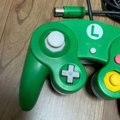 Club Nintendo Official Limited Luigi Green Blue Gamecube