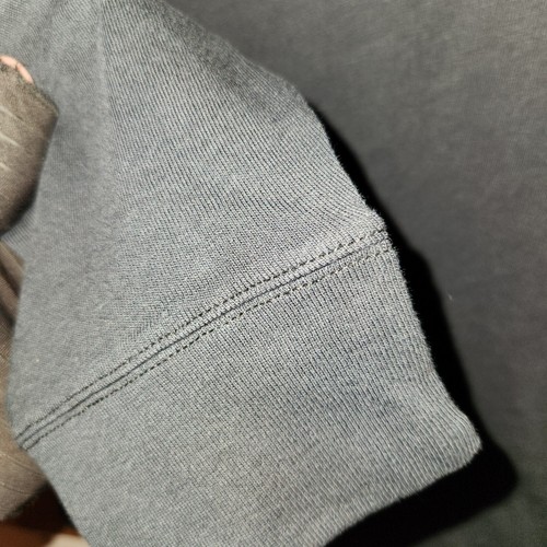 NUOVA T-shirt uomo Vineyard Vines manica lunga con tasca, taglia M Medium nera - Foto 5 di 5
