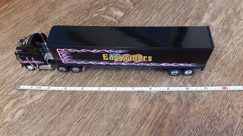 Easyriders Limited Edition Semi-truck Locking Coin Bank 1/64 Black with flames - Picture 10 of 10