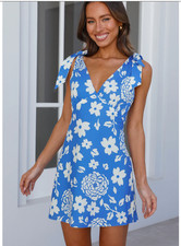 HELLO MOLLY Lovin You Mini Dress sz S US 4