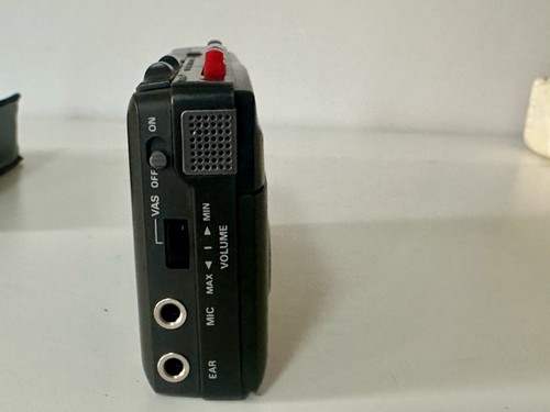 Sanyo TRC560M Microcassette Tape Recorder 2 Speeds, Working,Excellent condition - Picture 9 of 13
