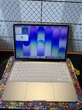 Apple MacBook Neo 8GB RAM 256GB SSD Silver - 8 Cycles - Immaculate 10/10