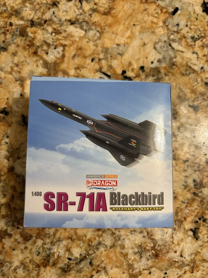 Dragon Models 1:400 SR-71A Blackbird USAF 9th SRW Rosemary's Baby-San - Image 3 of 4