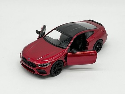 Kinsmart 1:36 ,,BMW M8 Competition Coupe mit Rückzugmotor ca. 13 cm. NEUHEIT