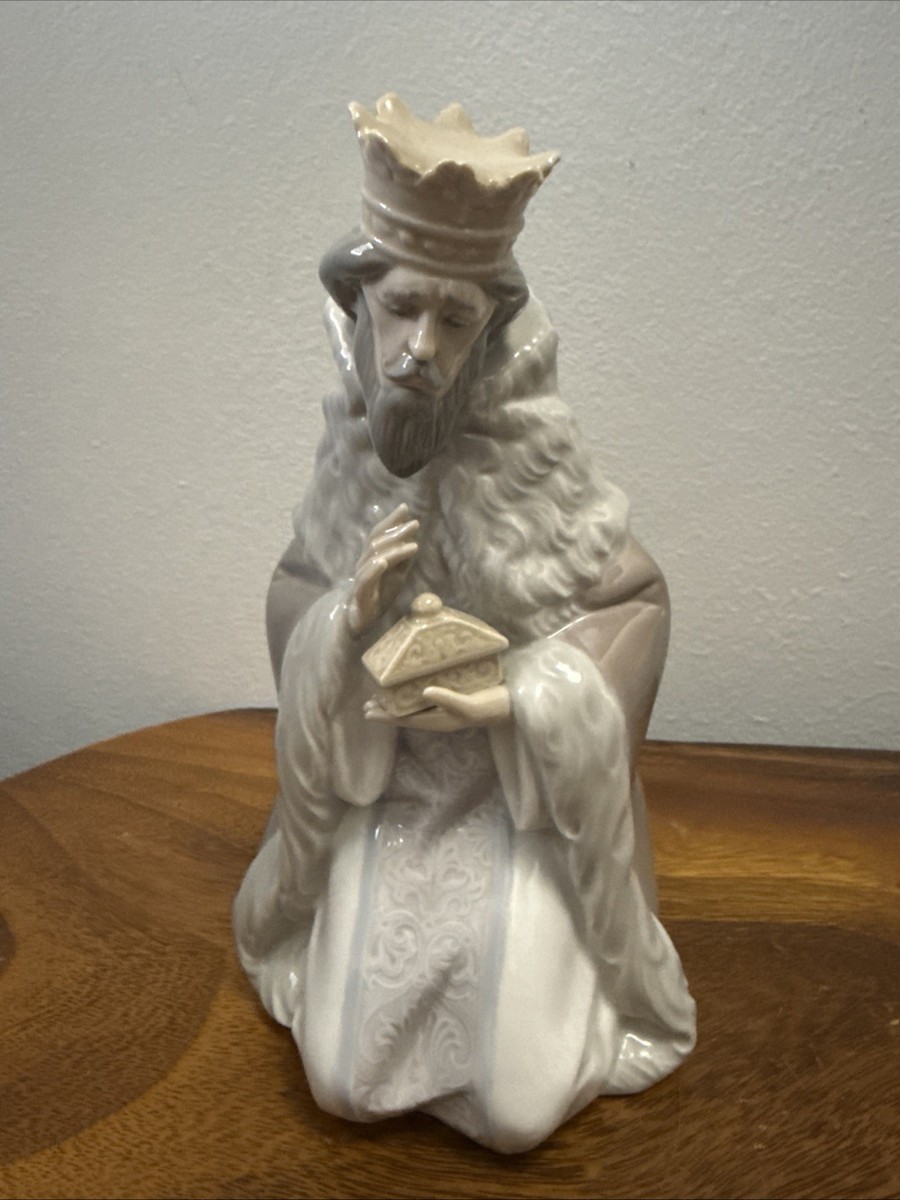 Lladro King Gaspar #5480 Nativity Mint Condition (No Box) Wisemen
