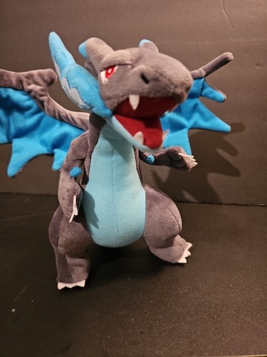 Peluche Pokemon Center Mega Charizard X 10" Poké - Foto 2 di 12