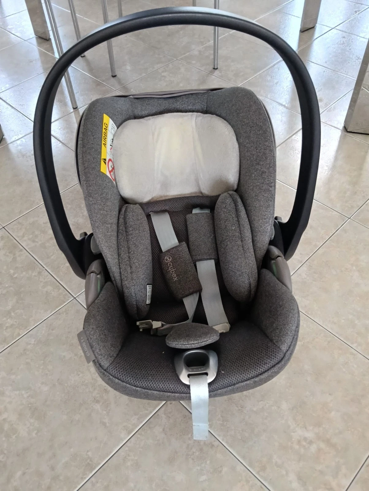 Cybex Cloud T i-size egg
Opens in a new window or tab