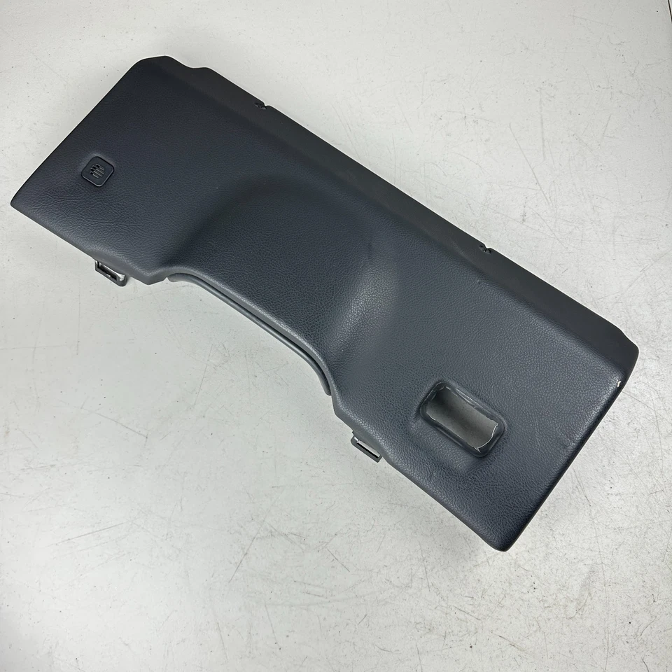 Chevrolet Corvette 2005-2013 lado izquierdo del conductor inferior rodillera panel de ajuste OEM Foto 4 de 4