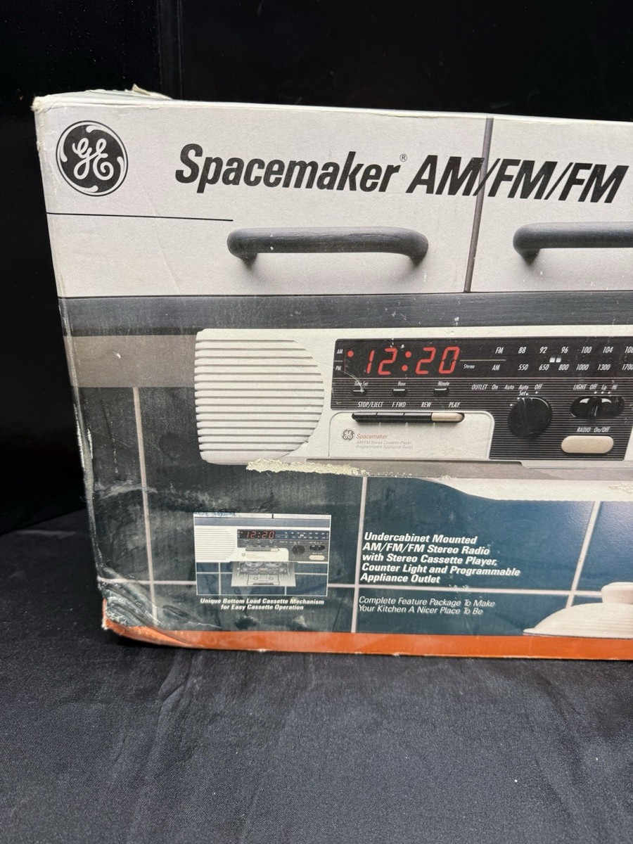 Buy GE Spacemaker Under Cabinet Kitchen Radio w Clock Model 7-4212